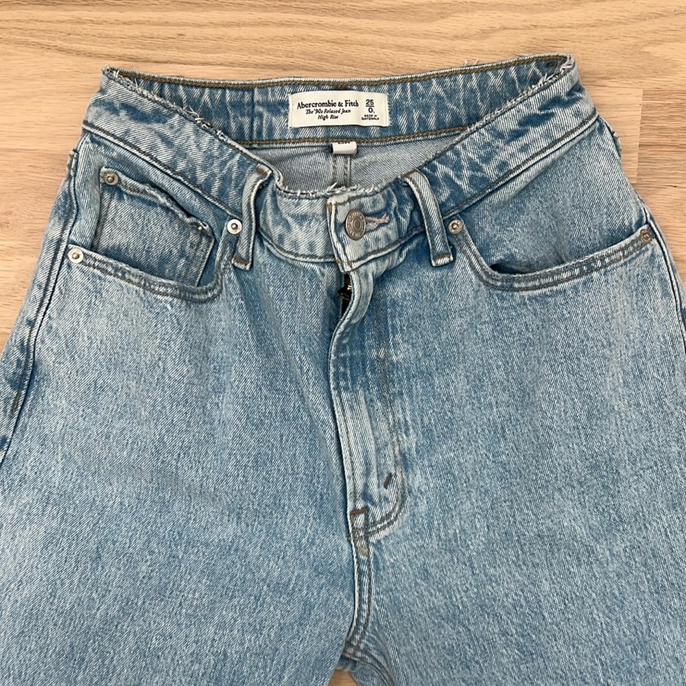Abercrombie & Fitch High Rise Women Jeans - Light Blue